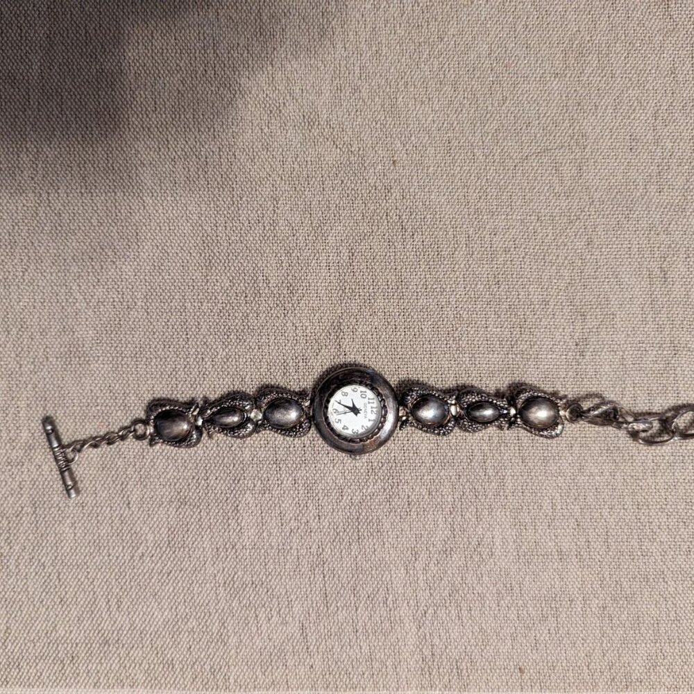 Watch - Picture 4 of 8